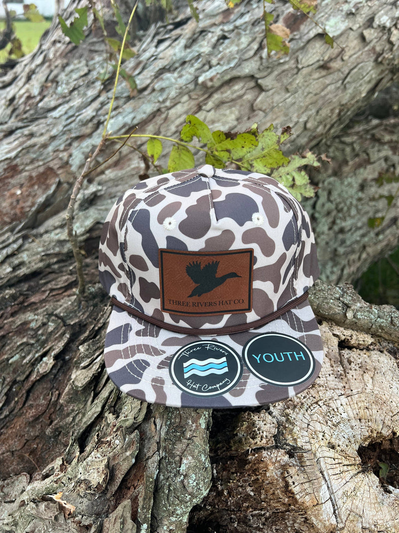 Load image into Gallery viewer, YOUTH/KIDS - Duck Silhouette - Camo Rope Hat - Lost Hat Co.
