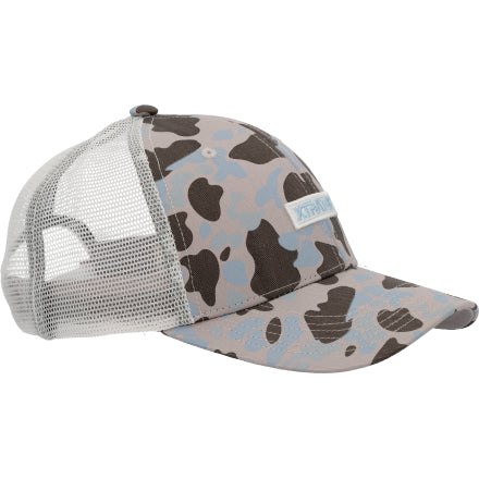 Load image into Gallery viewer, Xtratuf Trucker Hat (Ice Duck Camo)
