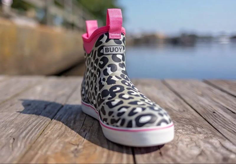 Load image into Gallery viewer, Buoy Boots Adult Deck Boot- Cheetah Print
