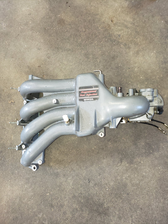Used Honda Intake Manifold with Throttle Body (17100-ZW5-010ZA , 16400-ZW5-013)