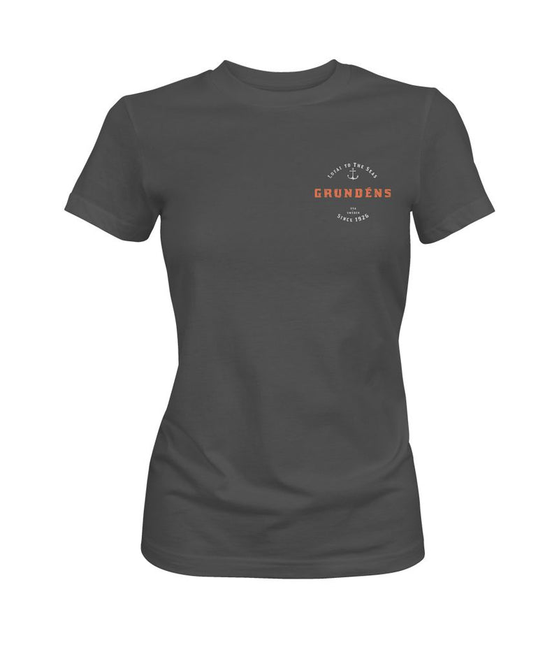Load image into Gallery viewer, Grunden&#39;s Women&#39;s Rope Knot T-shirt
