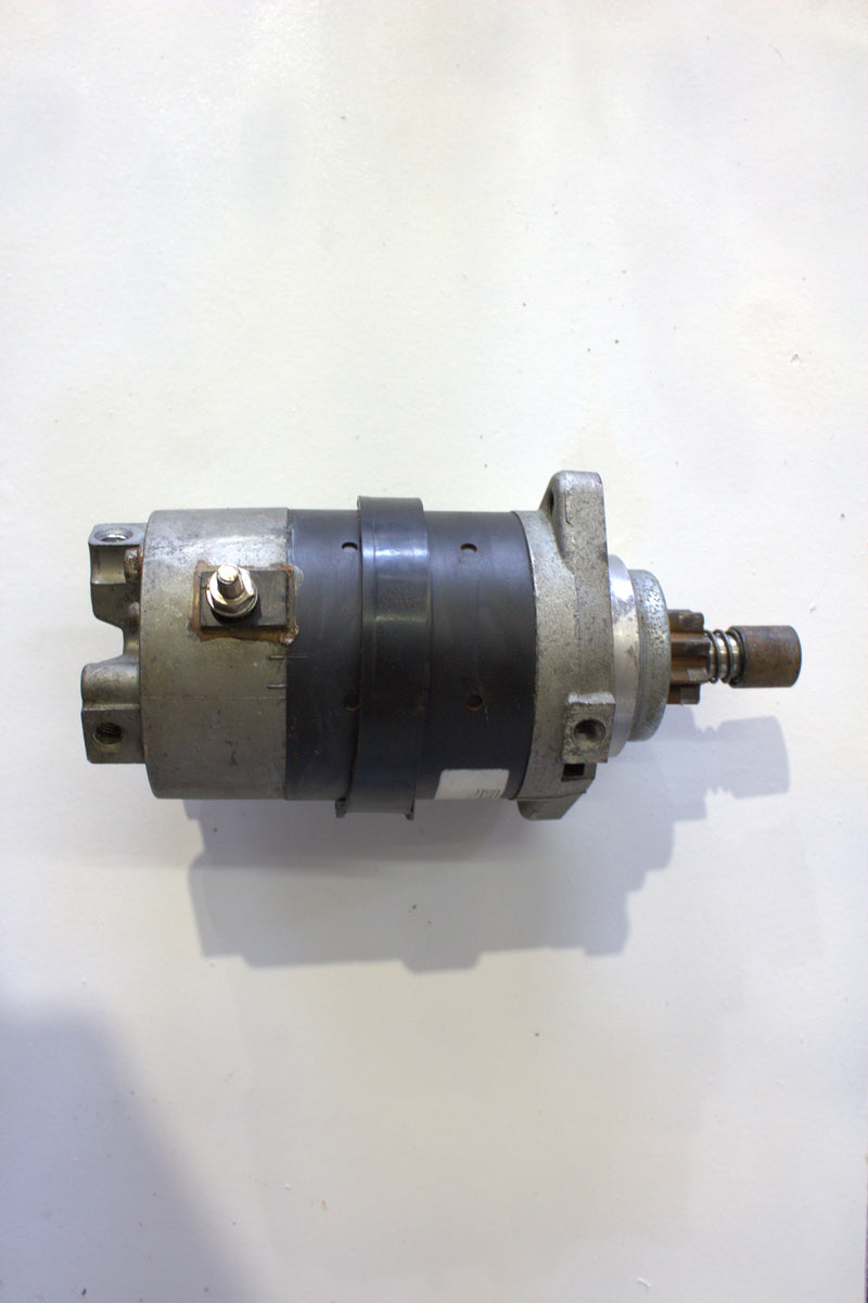 Load image into Gallery viewer, Used Evinrude 5030780 Starter Motor
