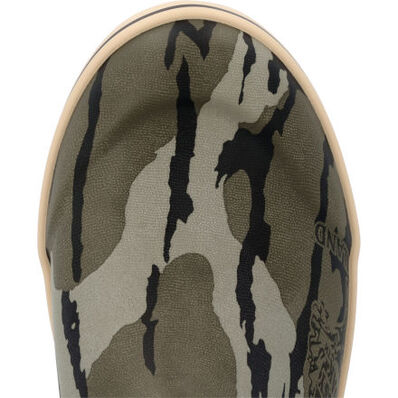 Load image into Gallery viewer, Xtratuf Kid&#39;s Ankle Deck Boot- Mossy Oak Camo (XKABMOB)
